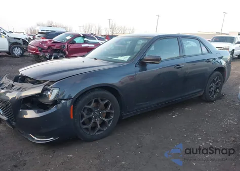 2016 Chrysler 300 300S z USA, uszkodzony, nr VIN 2C3CCAGG7GH270401